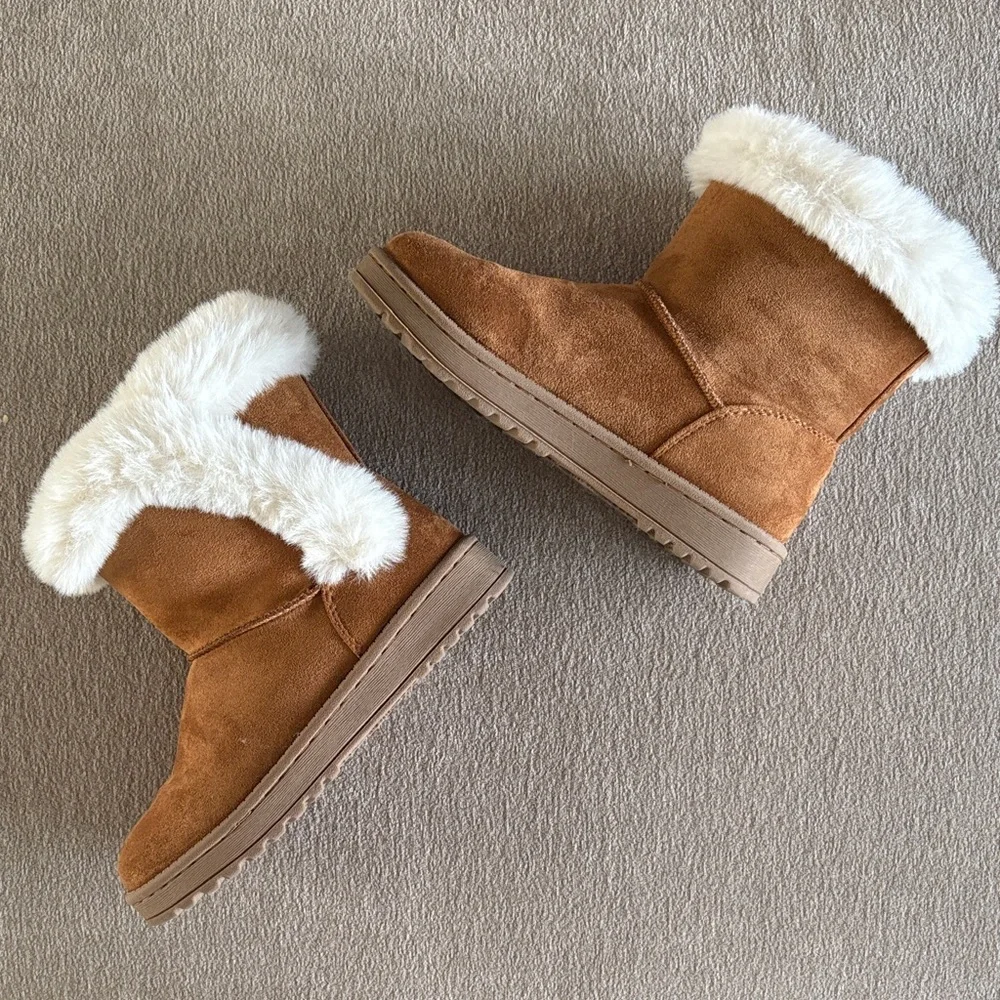 White Mountain Faux Fur Boots